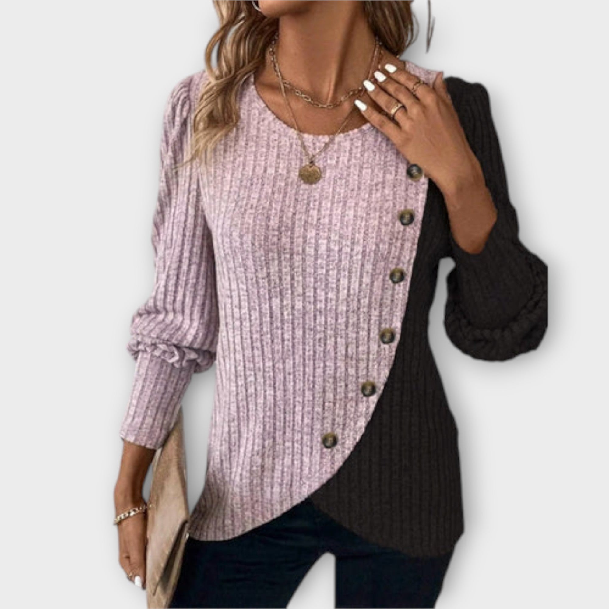 Lucie | Asümmeetriline nööpidega kootud pullover