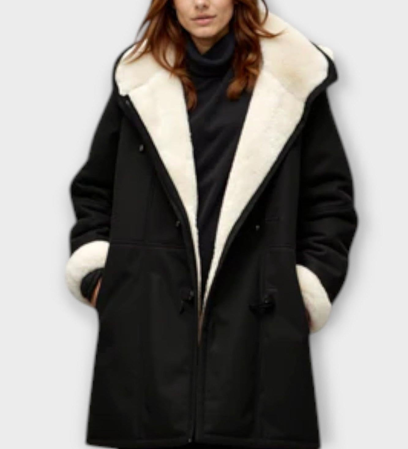 Antonia | Mantel